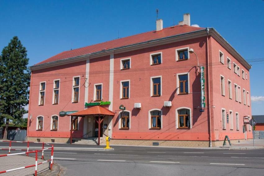 Penzion SLANINA Kravaře Exteriér fotografie